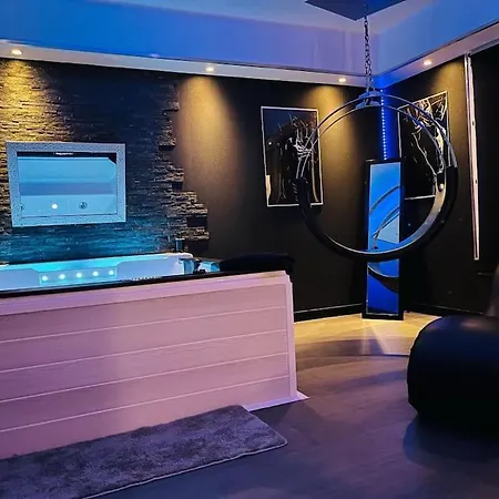 La Nuit Coquine - Avec Jacuzzi - Evasion Villa Le Mans