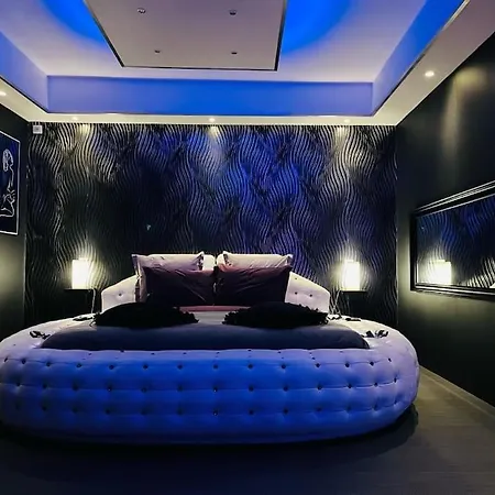 Villa La Nuit Coquine - Avec Jacuzzi - Evasion Le Mans
