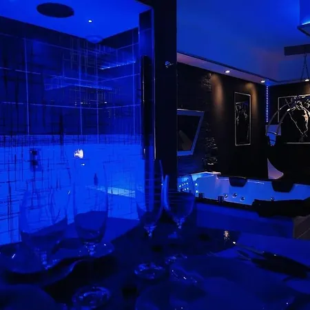 La Nuit Coquine - Avec Jacuzzi - Evasion Villa Le Mans