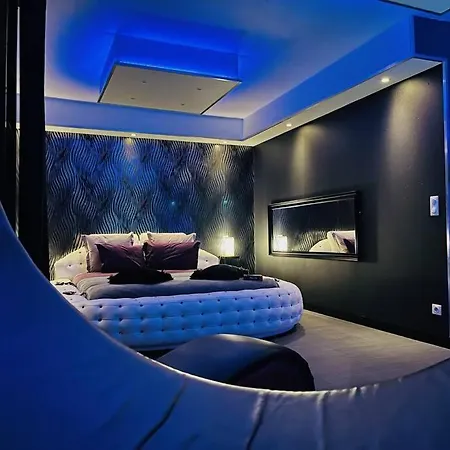 La Nuit Coquine - Avec Jacuzzi - Evasion Hotel 3*