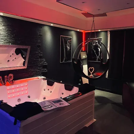 Hotel La Nuit Coquine - Avec Jacuzzi - Evasion Le Mans